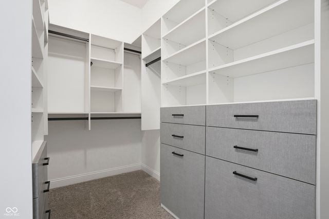 7077 Antiquity Drive, Carmel, IN 46033