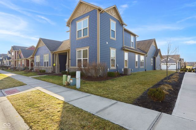 7077 Antiquity Drive, Carmel, IN 46033