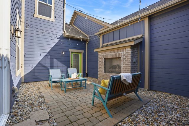 7077 Antiquity Drive, Carmel, IN 46033