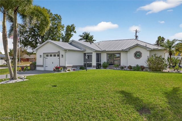 3405 SE 10th PL, Cape Coral, FL 33904