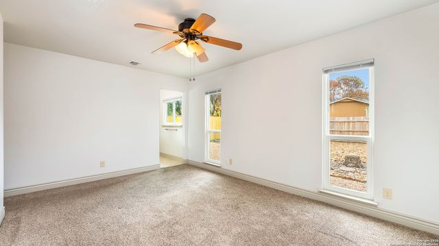 6815 Mickey Mantle, San Antonio, TX 78240