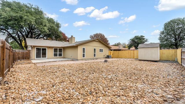 6815 Mickey Mantle, San Antonio, TX 78240
