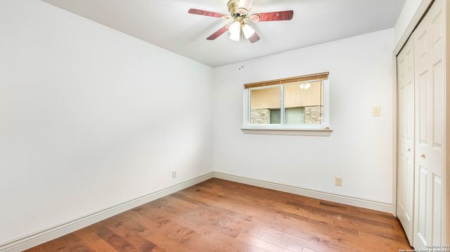 6815 Mickey Mantle, San Antonio, TX 78240