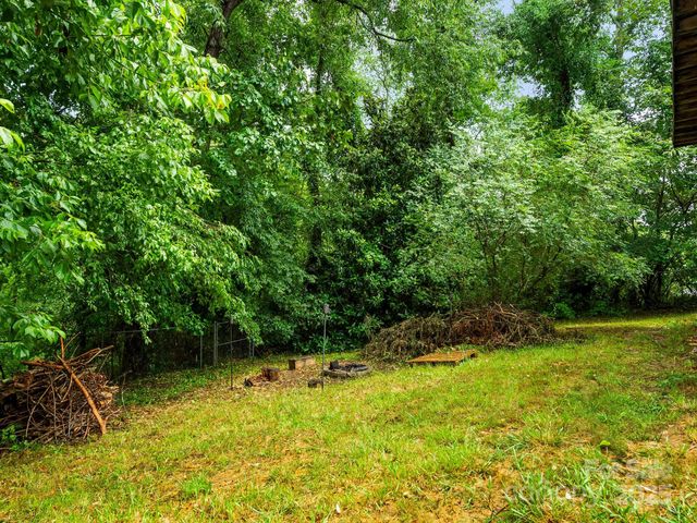 238 Brickyard Road, Asheville, NC 28806