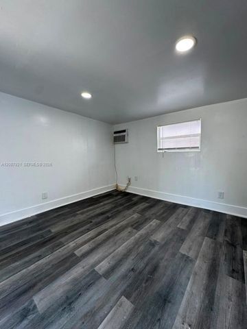 25 SW 10th Street 11, Dania Beach, FL 33004