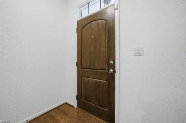 708 Tiffany Green CT, Chesapeake, VA 23320