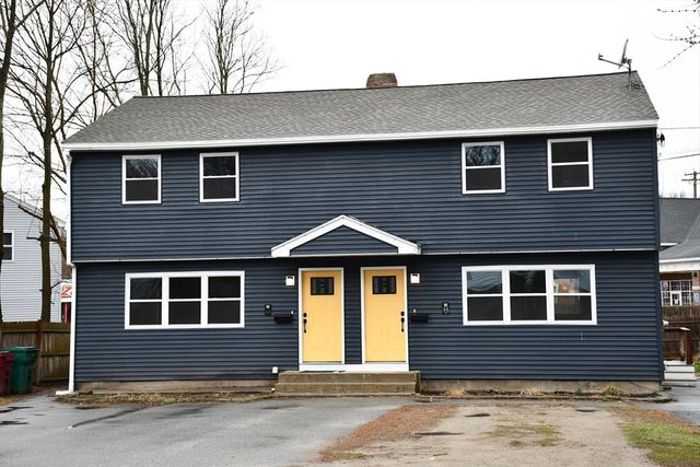 44-46 Willard St 44, Lowell, MA 01850