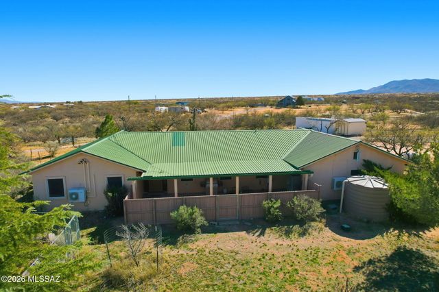 245 S Stallion Ranch Road, Benson, AZ 85602