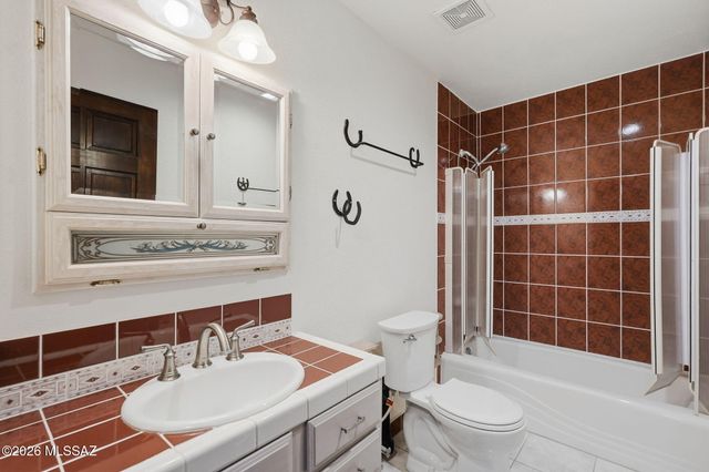 245 S Stallion Ranch Road, Benson, AZ 85602