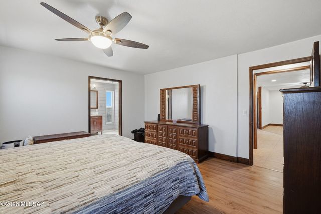 245 S Stallion Ranch Road, Benson, AZ 85602