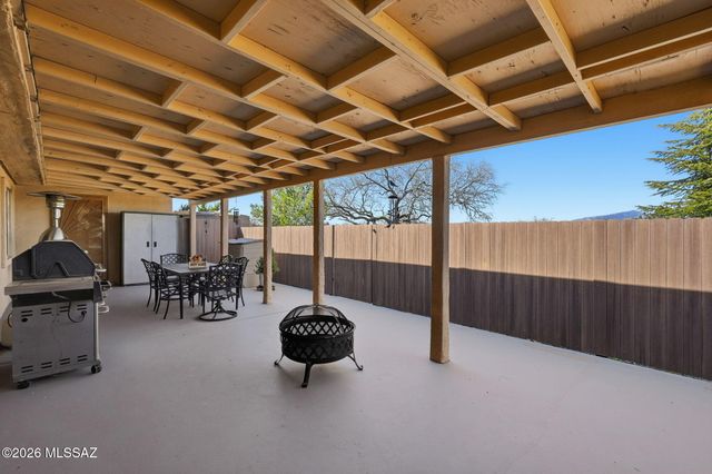 245 S Stallion Ranch Road, Benson, AZ 85602