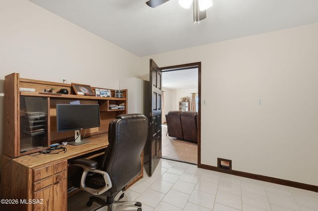 245 S Stallion Ranch Road, Benson, AZ 85602