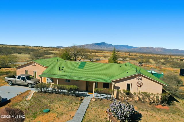 245 S Stallion Ranch Road, Benson, AZ 85602