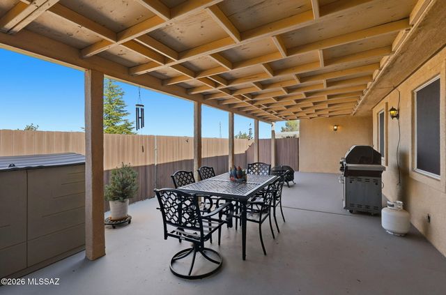 245 S Stallion Ranch Road, Benson, AZ 85602