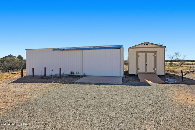 245 S Stallion Ranch Road, Benson, AZ 85602