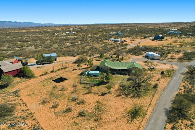 245 S Stallion Ranch Road, Benson, AZ 85602