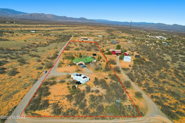 245 S Stallion Ranch Road, Benson, AZ 85602