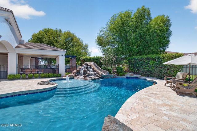 2677 E QUEEN CREEK Road, Gilbert, AZ 85297