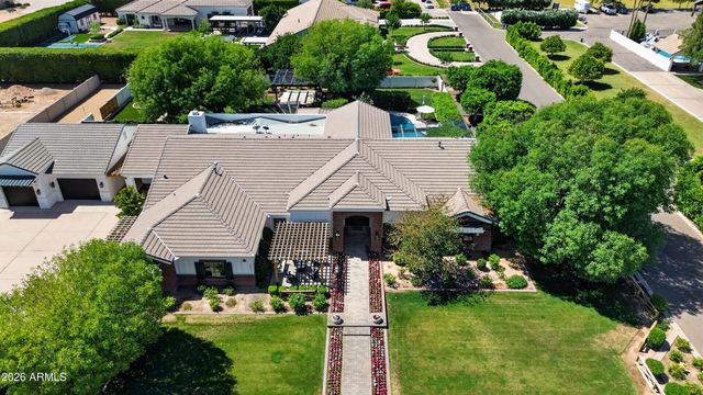 2677 E QUEEN CREEK Road, Gilbert, AZ 85297