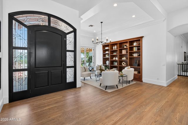 2677 E QUEEN CREEK Road, Gilbert, AZ 85297