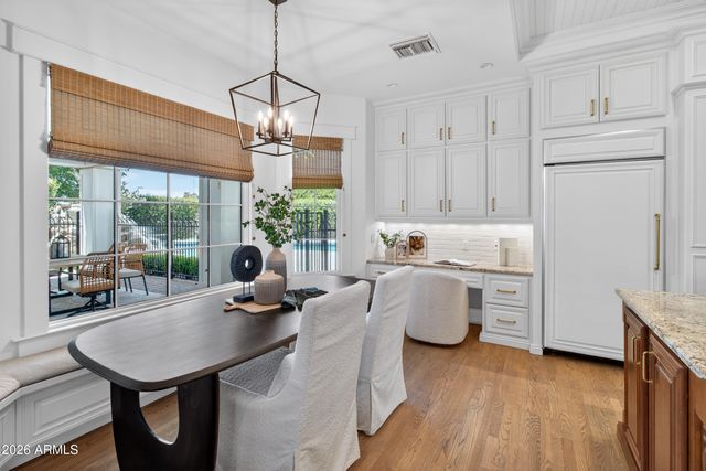 2677 E QUEEN CREEK Road, Gilbert, AZ 85297
