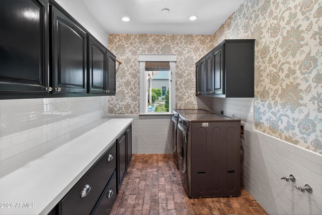 2677 E QUEEN CREEK Road, Gilbert, AZ 85297