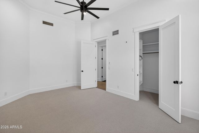2677 E QUEEN CREEK Road, Gilbert, AZ 85297