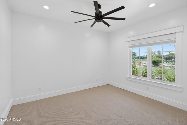 2677 E QUEEN CREEK Road, Gilbert, AZ 85297