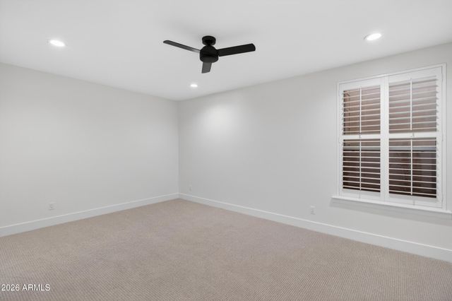 2677 E QUEEN CREEK Road, Gilbert, AZ 85297