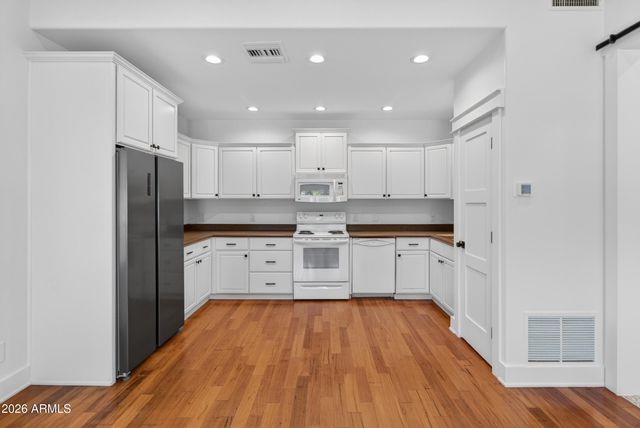 2677 E QUEEN CREEK Road, Gilbert, AZ 85297