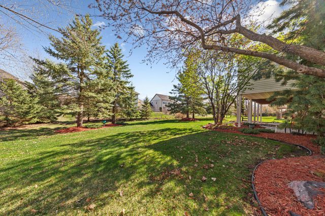 9756 211th Street W, Lakeville, MN 55044