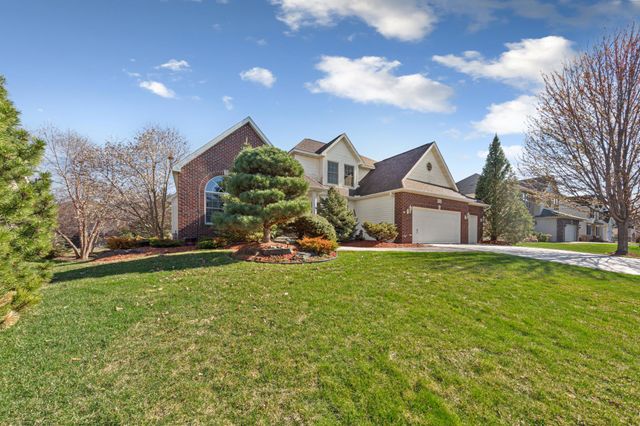 9756 211th Street W, Lakeville, MN 55044