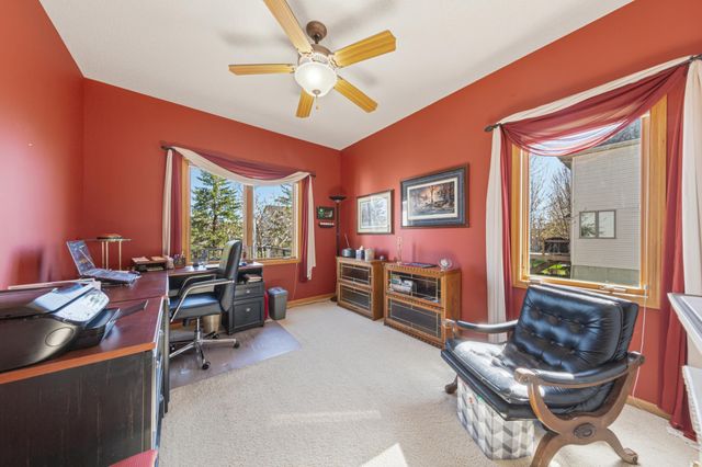 9756 211th Street W, Lakeville, MN 55044