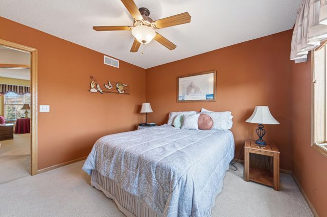 9756 211th Street W, Lakeville, MN 55044