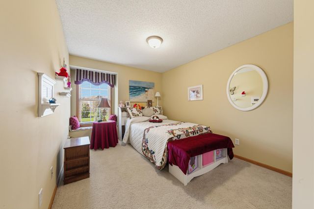 9756 211th Street W, Lakeville, MN 55044