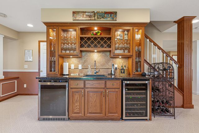 9756 211th Street W, Lakeville, MN 55044