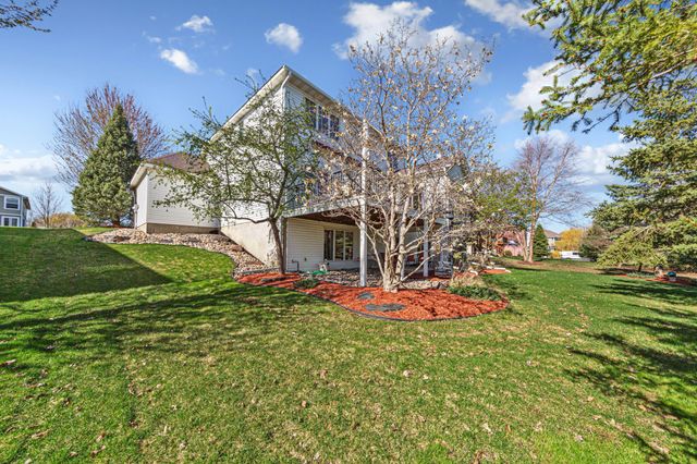 9756 211th Street W, Lakeville, MN 55044