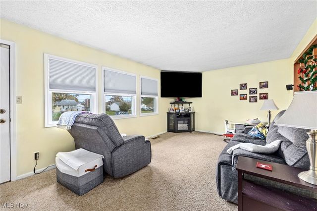 4262 Oxford Drive, Brunswick, OH 44212