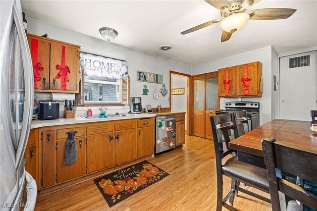 4262 Oxford Drive, Brunswick, OH 44212