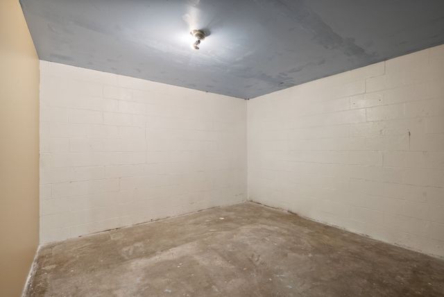 1849 Patricia Dr, Clarksville, TN 37040