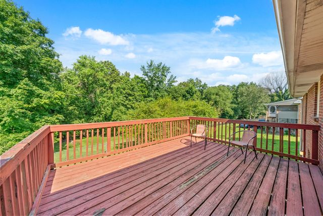 1849 Patricia Dr, Clarksville, TN 37040