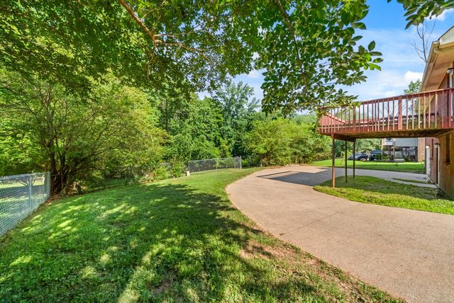 1849 Patricia Dr, Clarksville, TN 37040