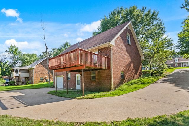 1849 Patricia Dr, Clarksville, TN 37040