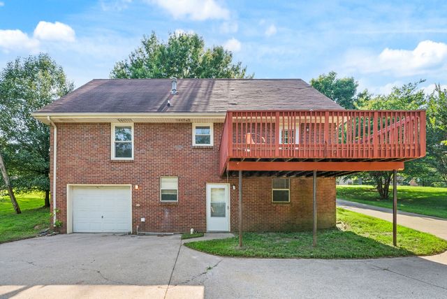 1849 Patricia Dr, Clarksville, TN 37040