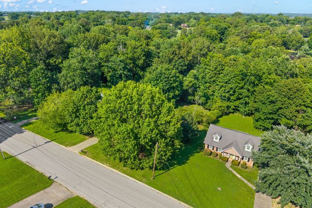 1849 Patricia Dr, Clarksville, TN 37040