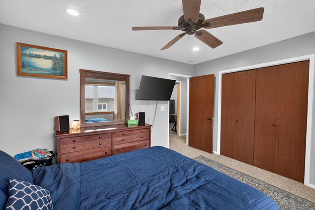 137 Vera Drive, Waterloo, IA 50701