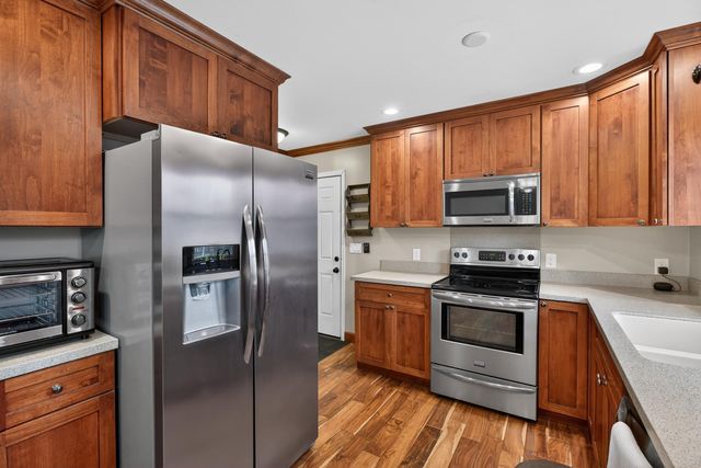 137 Vera Drive, Waterloo, IA 50701