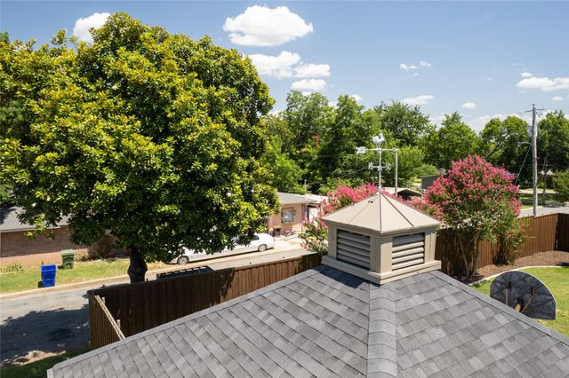 406 E Main Street, Whitesboro, TX 76273