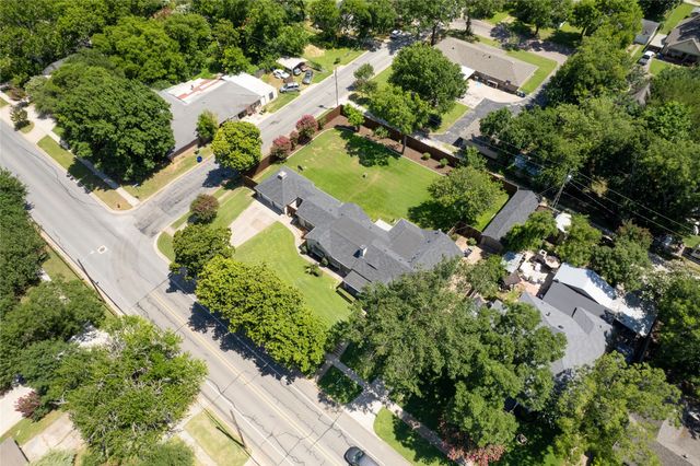 406 E Main Street, Whitesboro, TX 76273