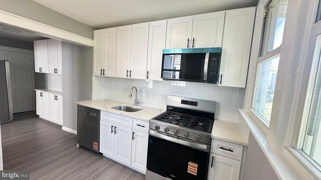 426 ARBOR RD, Lansdowne, PA 19050